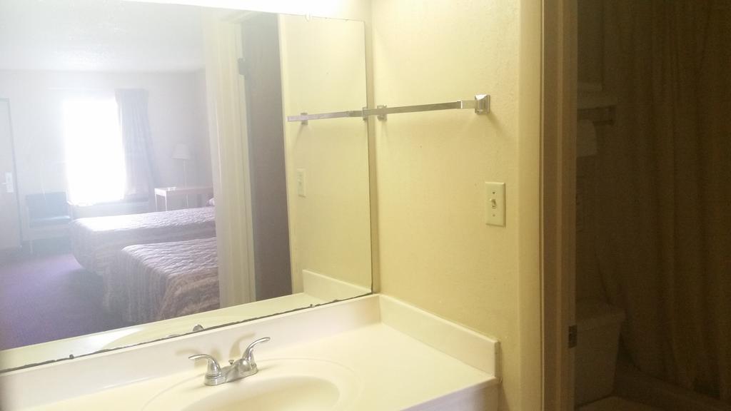 Royal Inn Alachua Pokoj fotografie